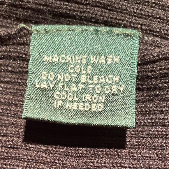 Lauren by Ralph Lauren monogram turtleneck sweater. Like New. Size S - Picture 5 of 5